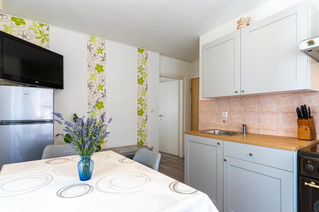 Apartman Antonija Cres Luaran gambar